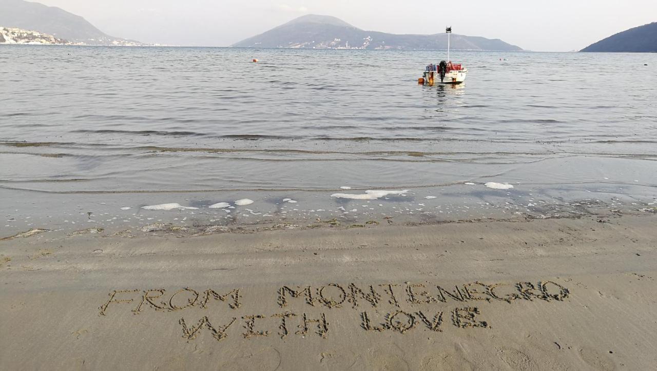 Dlx Apartman Adriatics Herceg Novi Bagian luar foto